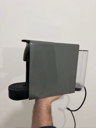 Nespresso Essenza Mini Krups - Avariada