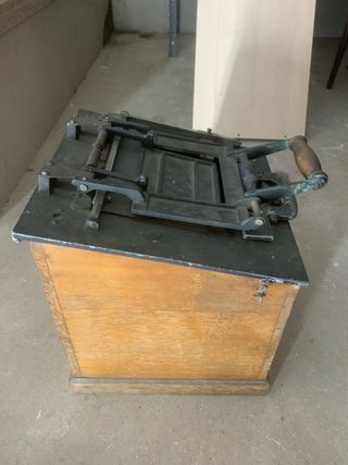 Ampliadora fotos antigua de placa en madera