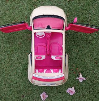 Coche de Juguete Barbie Fiat 500
Medida: 40x17x17
