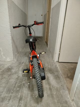Bicicleta infantil naranja 16 Decathlon