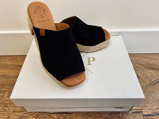 Zuecos POPA Cuña Plataforma Negro y Beige