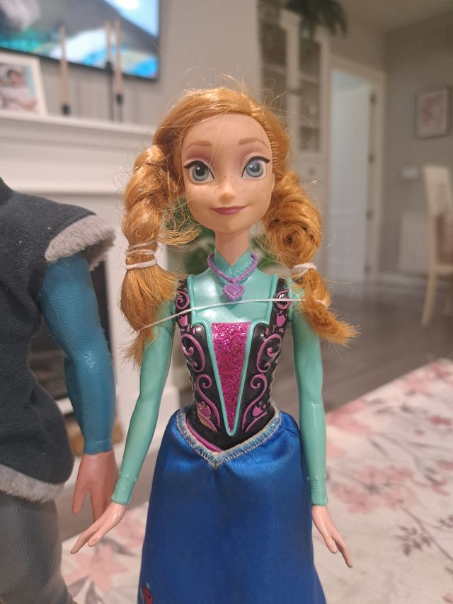 Muñecos Anna y Kristoff Frozen