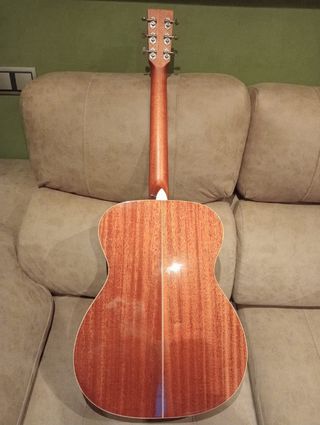 Guitarra Acústica Tasman TA300OE con Estuche
