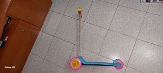 Patinete infantil 3 ruedas verde 15€ cada una