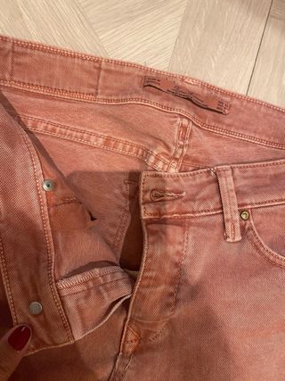 Pantalón pitillo Zara rosa talla 36