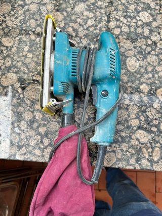 Lijadora Makita BO3700