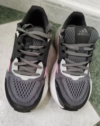 Adidas Adistar W gris y rosa