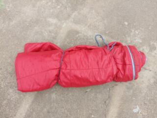Saco de dormir rojo