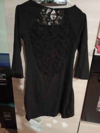 Vestito nero con pizzo