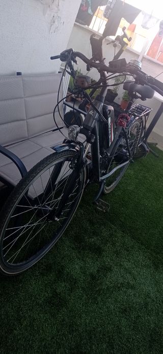 Bicicleta Eléctrica VENDO O CAMBIO