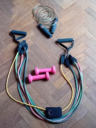 Set da palestra: corda, manubri e fasce