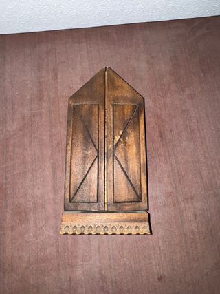 Tríptico religioso madera pintado