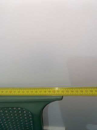 Cabecero de madera con rejilla