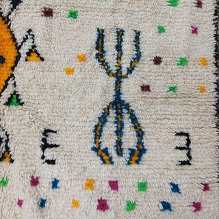 Alfombra bereber Azilal de lana natural