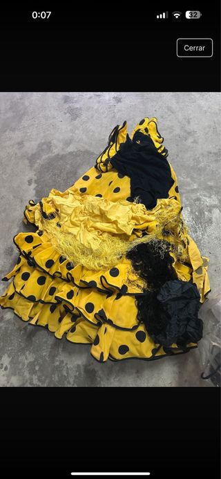 Traje Rociera Amarillo Lunares Negros Talla Única