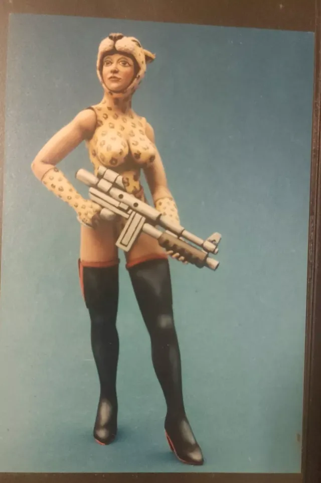 Figurina metallo resina Somov 75mm Lady Leopard