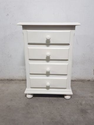 Mesita de noche blanca de madera