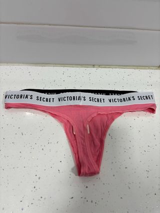 Tanga Victoria's Secret Rosa y Negro