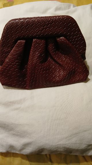 Bolso granate tipo bombonera