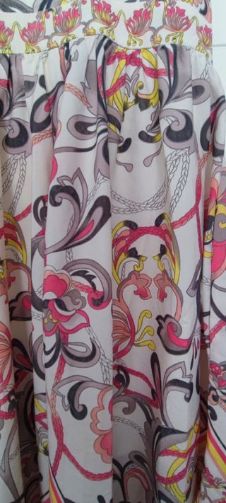 Vestido estampado blanco y multicolor
