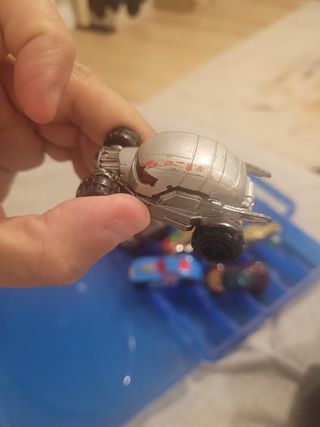 Lote Coches Hot Wheels Marvel, DC, Jurassic World