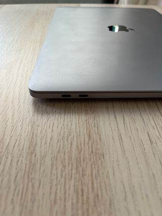 MacBook Pro 13 i5 256gb 2020