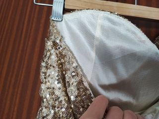 Vestido dorado y blanco lentejuelas