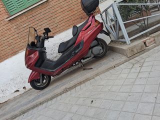 Moto yamaha majesty 250cc