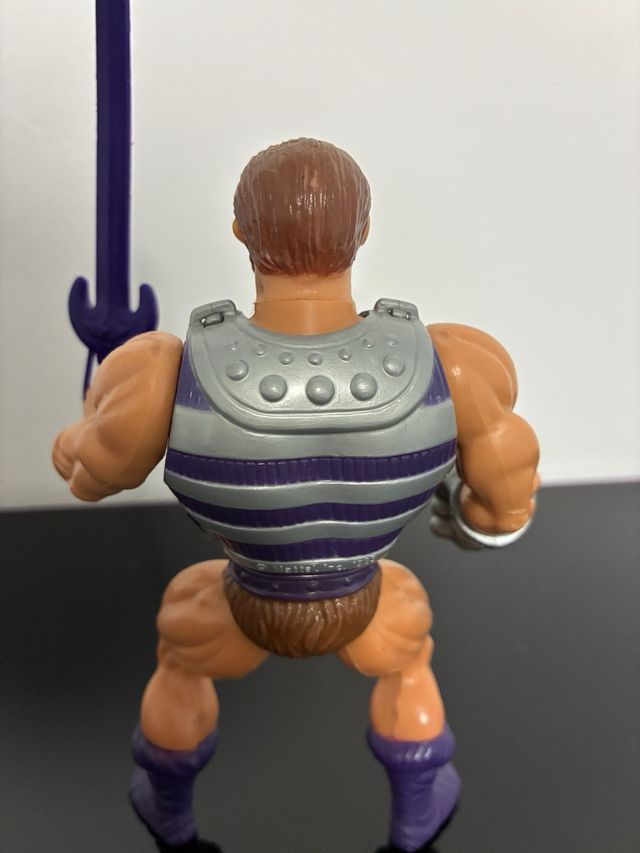 Figura Fisto MOTU Completa