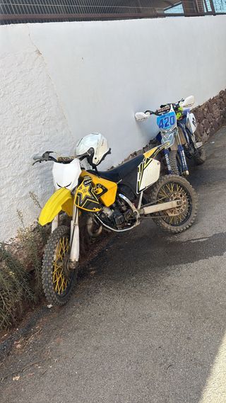 Suzuki 125 2T Motocross
edición especial año 2003