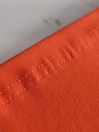 Pantalón naranja pierna ancha