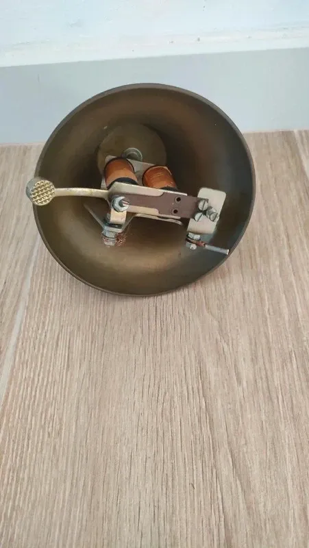 Campanella in ottone scolastica funzionante