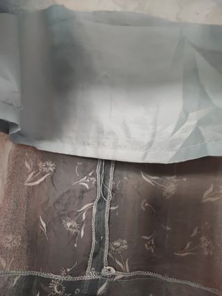 Vestido de fiesta gris floral