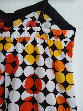 Vestido corto con círculos multicolor