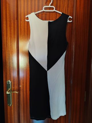 Vestido negro y blanco asimétrico 