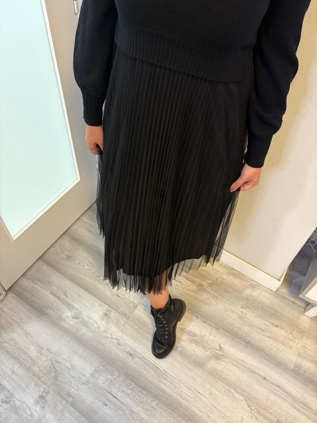 Conjunto camisola e vestido preto