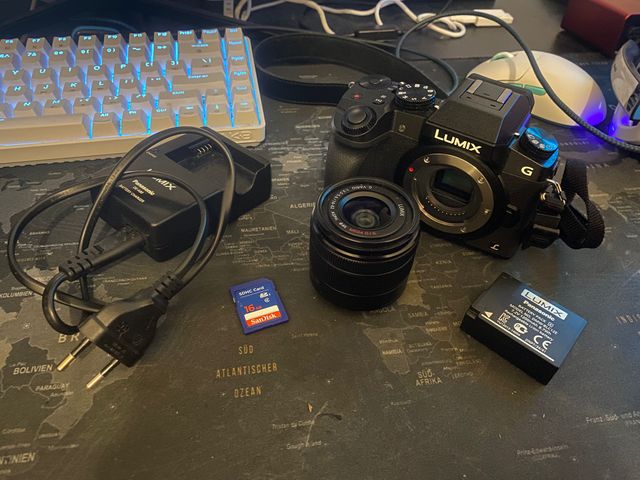 Panasonic Lumix dmc-g7 G Vario 14-42mm f/3.5-5.6