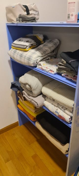 Estanterias, armario, libreria. 10 e . C.U