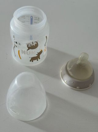 Biberón NUK 0-6M