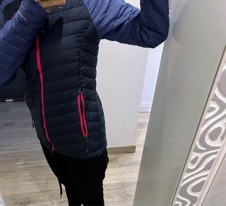 Chaqueta Columbia azul y negra
