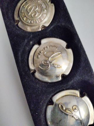 Chapas / Placas de Cava
 Plata Edición Exclusiva
