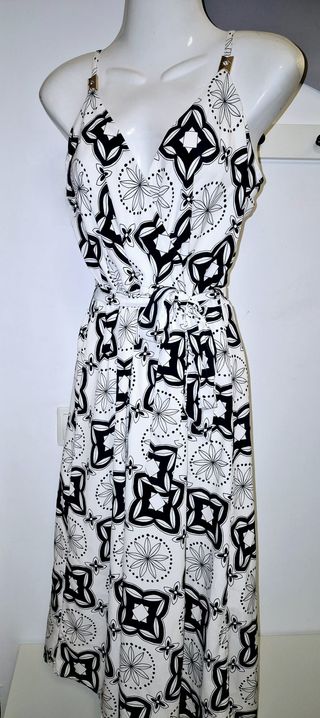 Vestido Morgan Estampado Geométrico Blanco y Negro