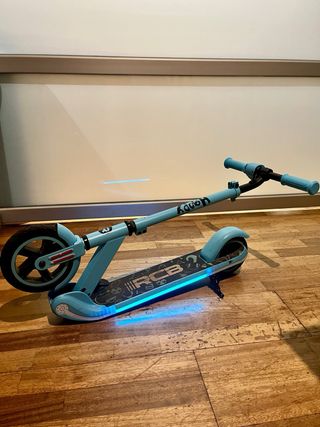 Patinete eléctrico niñ@s RCB R11 Poco uso con caja