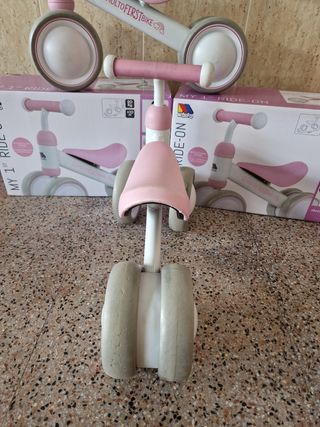 Dos Bicicletas sin pedales Moltó rosa