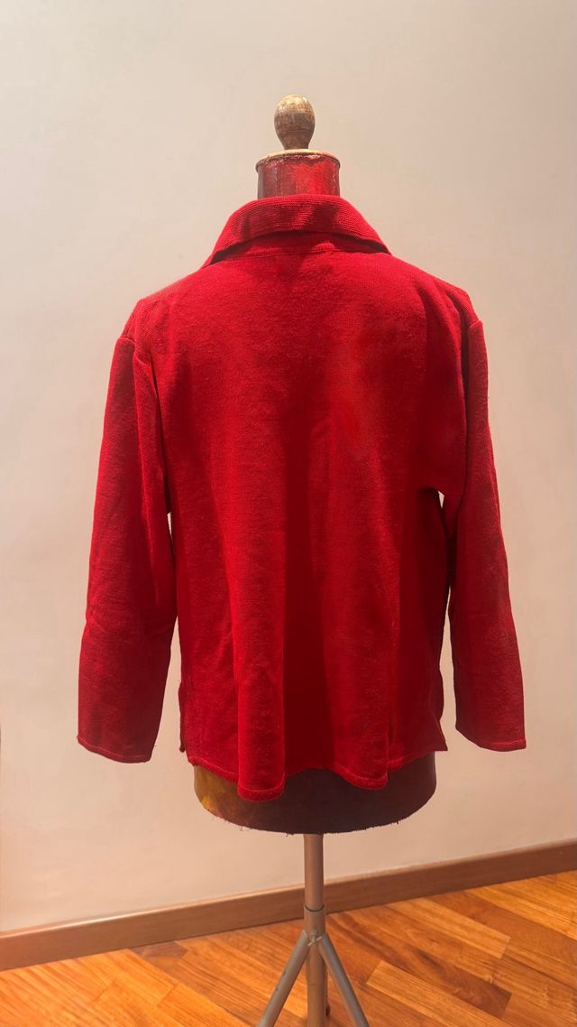 Morbida maglia rossa con bottoni XXL