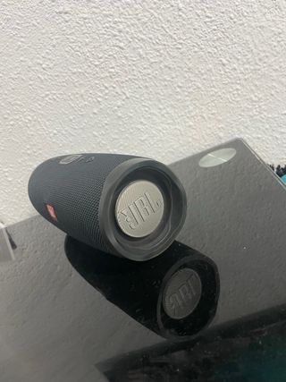 Altavoz JBL Negro