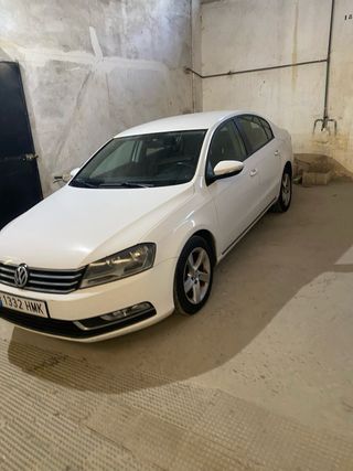Volkswagen Passat 2012