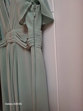 Vestido verde agua invitada