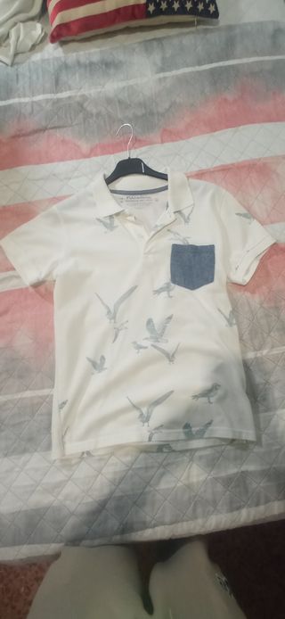 Polo Pull&Bear blanco con estampado de gaviotas