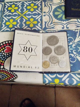 Monedas Colección Mundial 82
80,81,82. Rey Juan 82